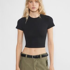 Aritzia - TNA HomeStretch Black Rib Crew Waist T-Shirt